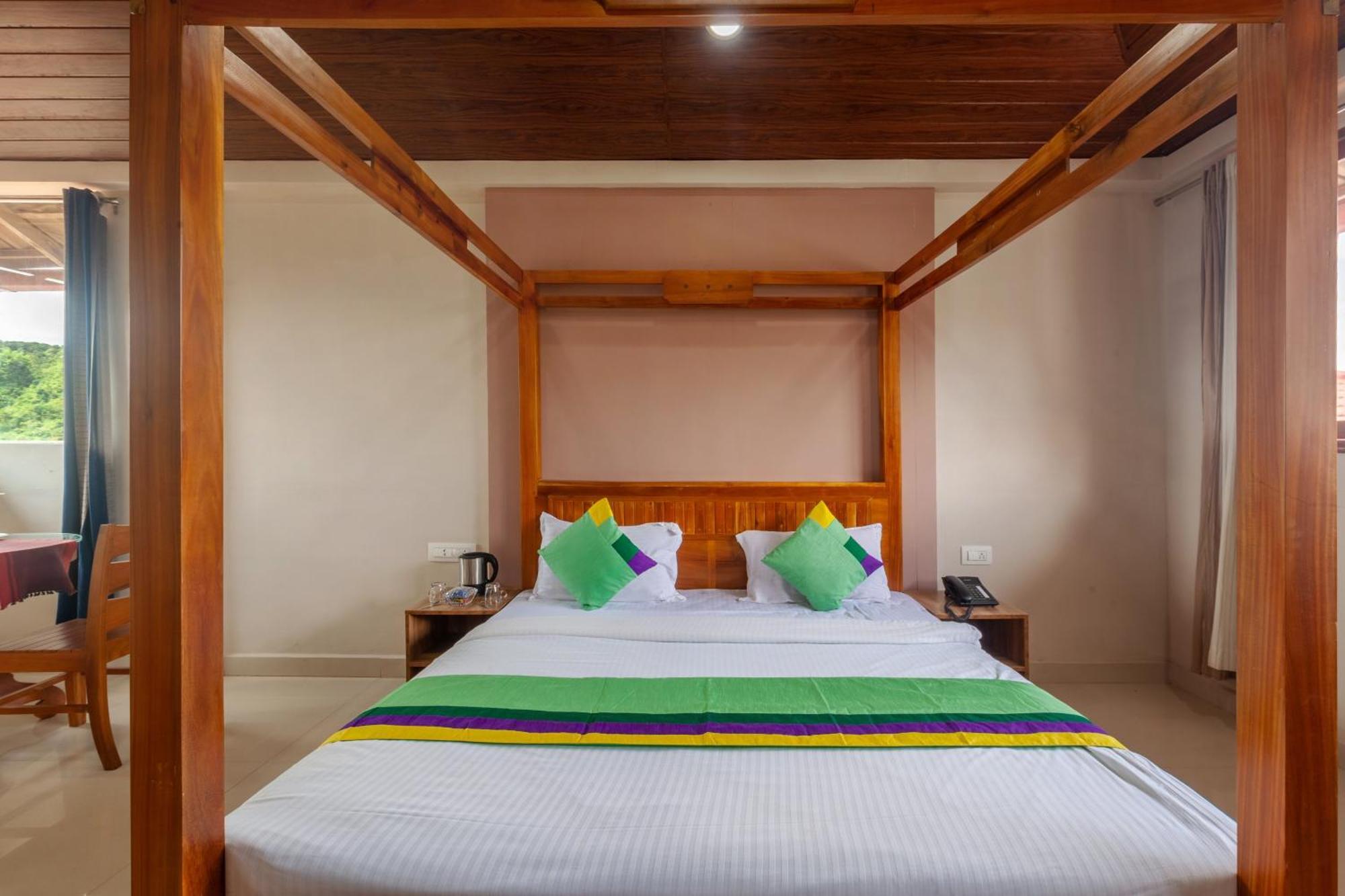 Treebo Vrindavan, 3 Km From Madikeri Fort Екстериор снимка